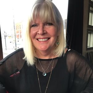 Meet your Posher, Sandra